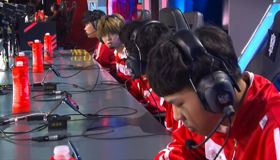 成都AG超玩会荣耀夺冠2025年KPL春季赛